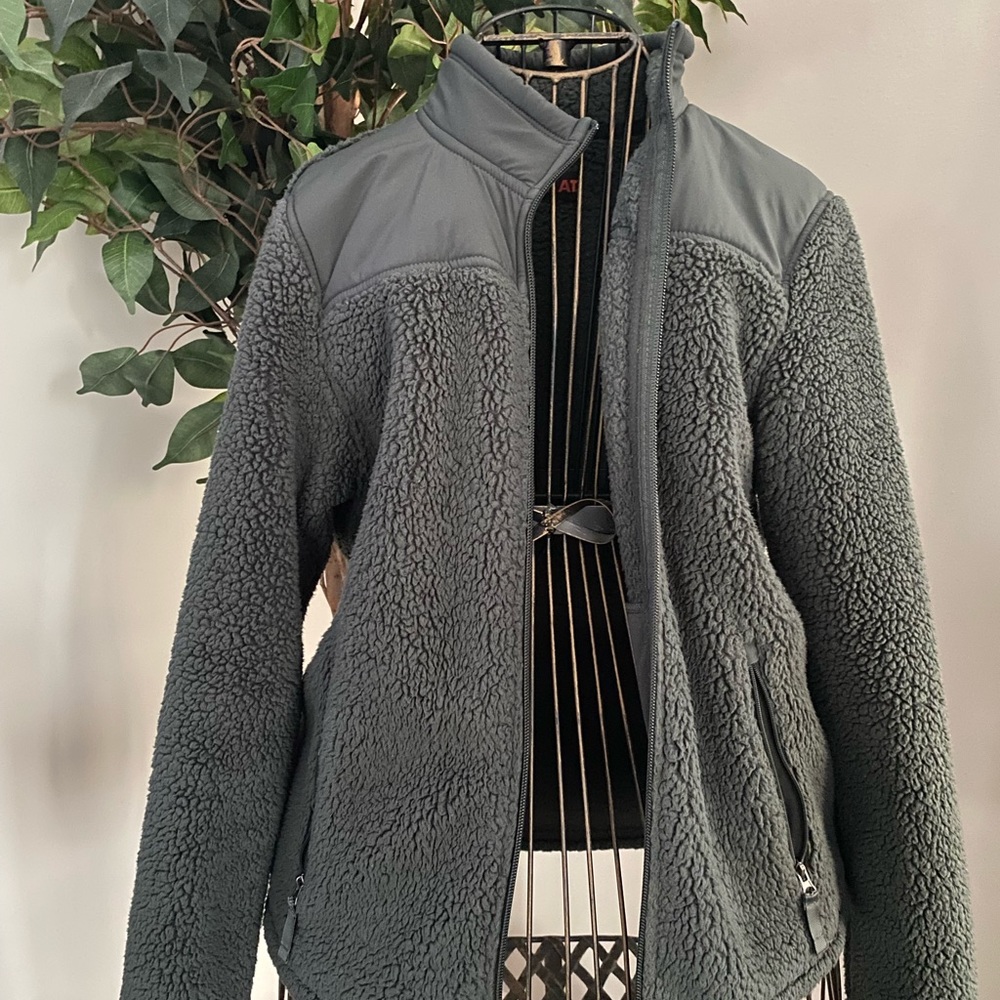 Boys fleece sweater with zipper